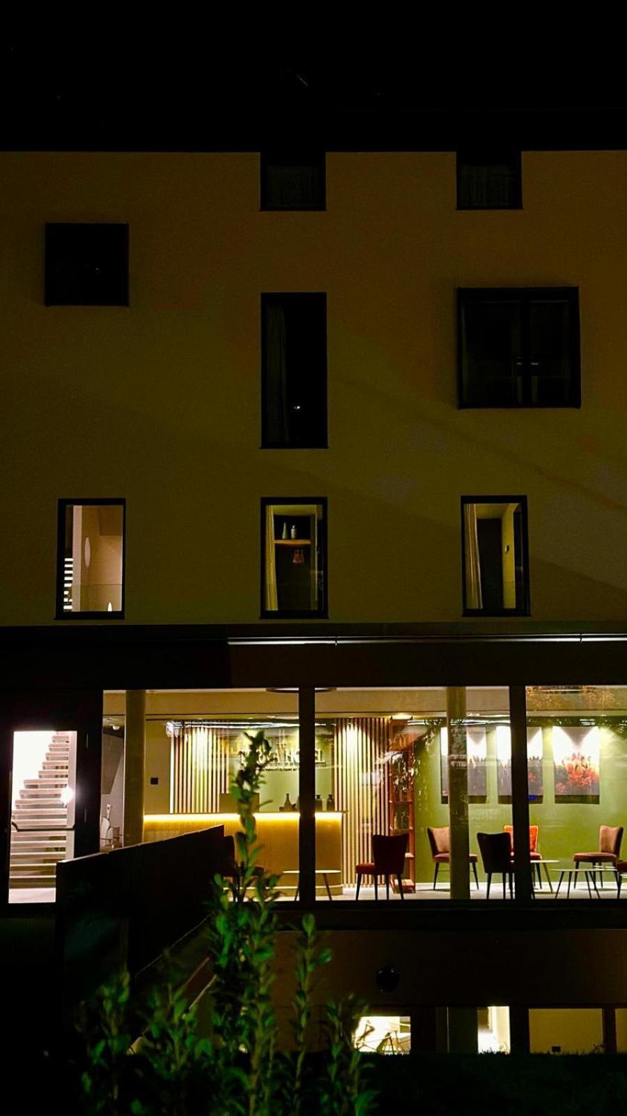 Terra Hotel Boutique ティラーノ エクステリア 写真